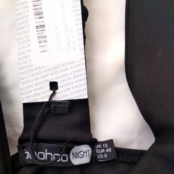 Halter Dress - Picture 7 of 7